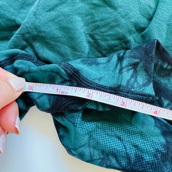 NEW Viral TikTok Black Seamless Tie Dye Scrunch Gym High Rise Short Shorts - Picture 6 of 16